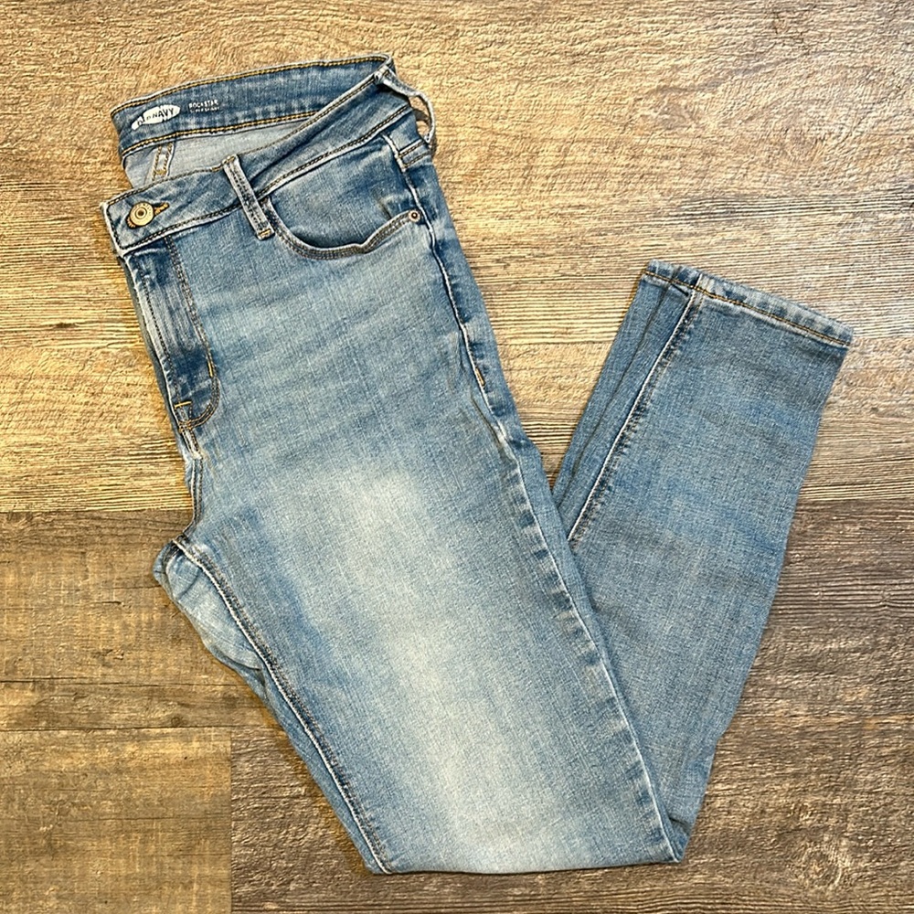OLD NAVY- rockstar super skinny jeans
